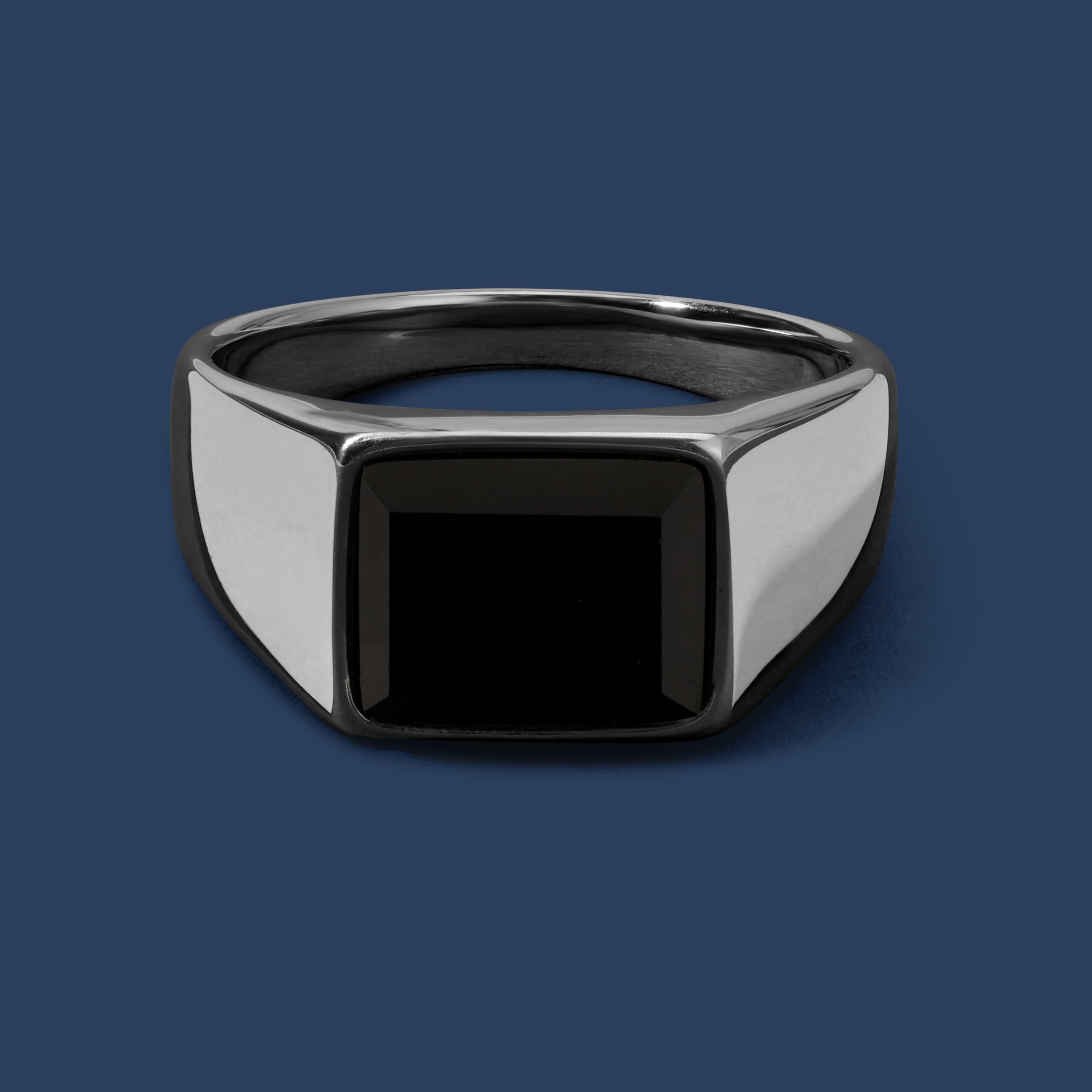 Nox Signet Ring