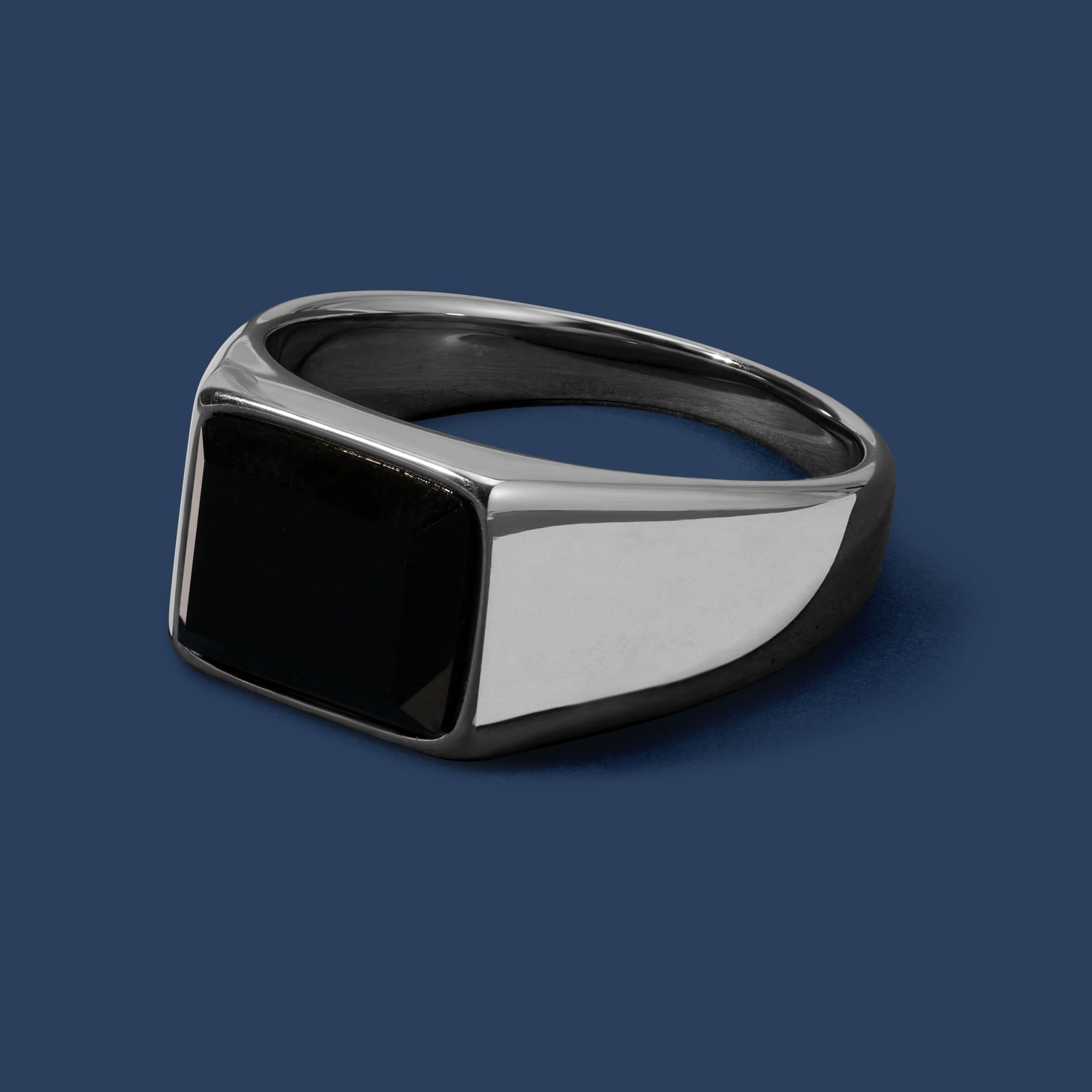 Nox Signet Ring