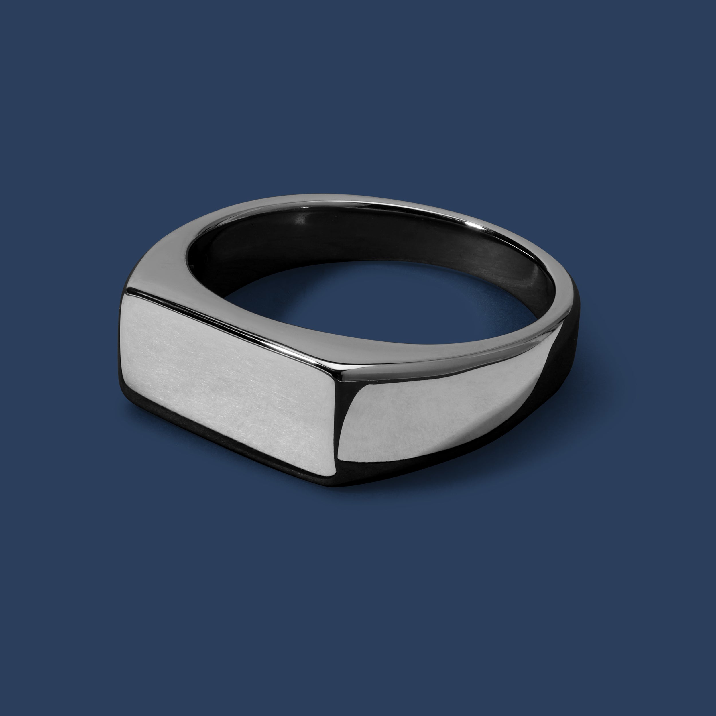 Classic Signet Ring